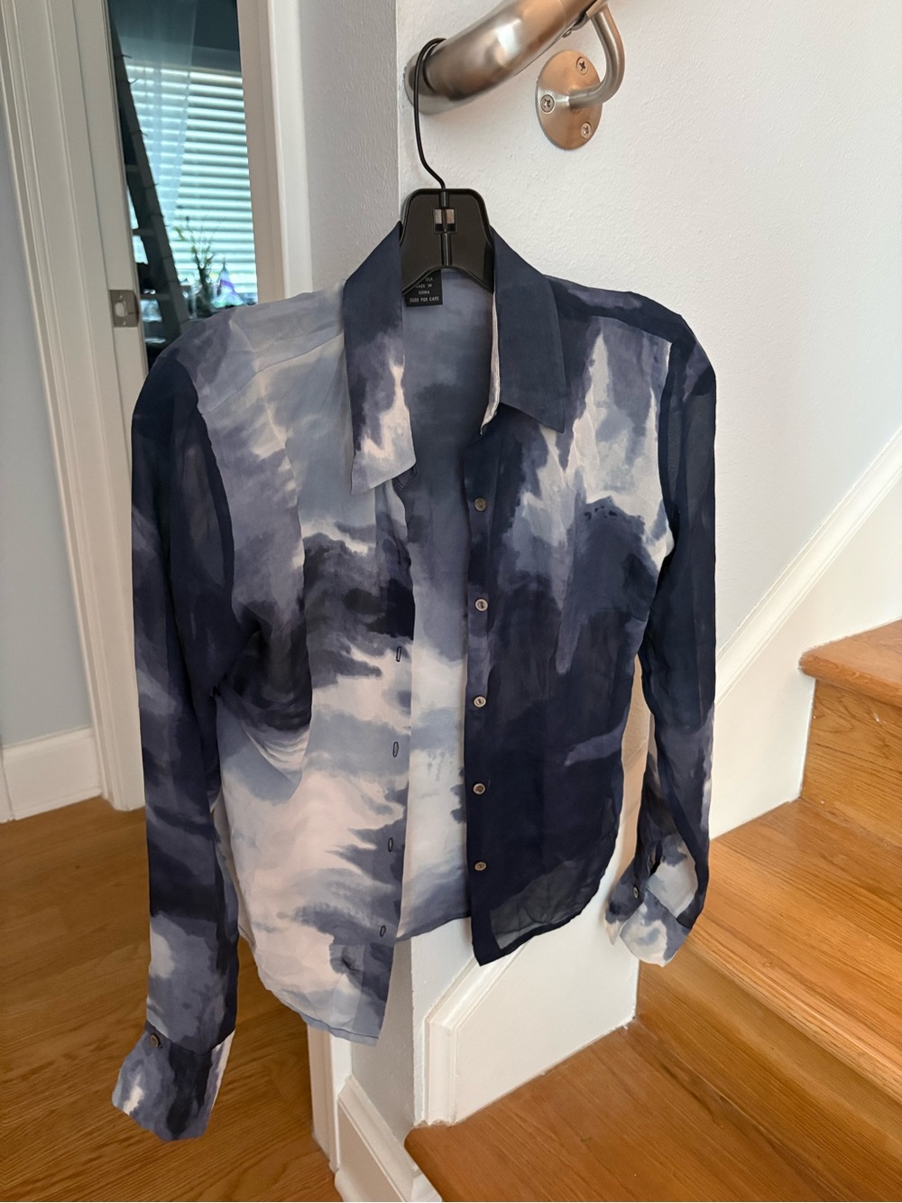 The Limited Navy and White Watercolor Button-Up Blouse 100% silk
